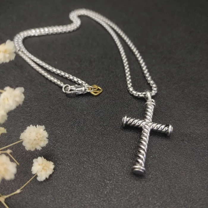 David Yurman Sterling Silver Cross Pendant Necklace