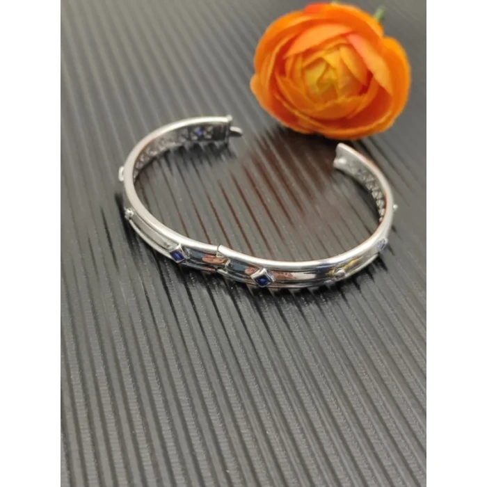 David Yurman 8mm Silver Pavé Blue Diamond Renaissance Band Bracelet