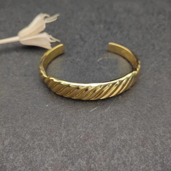 David Yurman 12.9mm Gold Wave Cuff Bracelet
