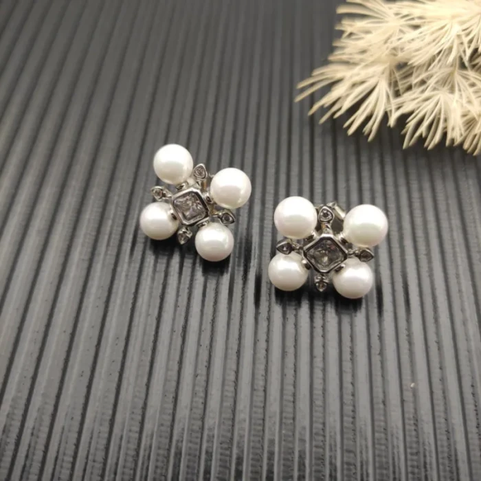 David Yurman 16.5mm Sterling Silver Pyramid Pearl Stud Earrings