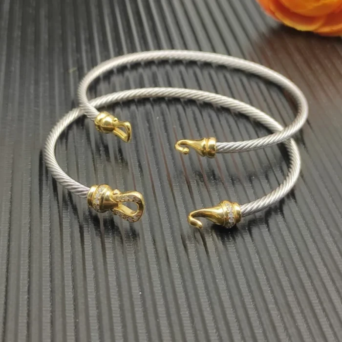 David Yurman 3mm Gold Hook Head Bracelet