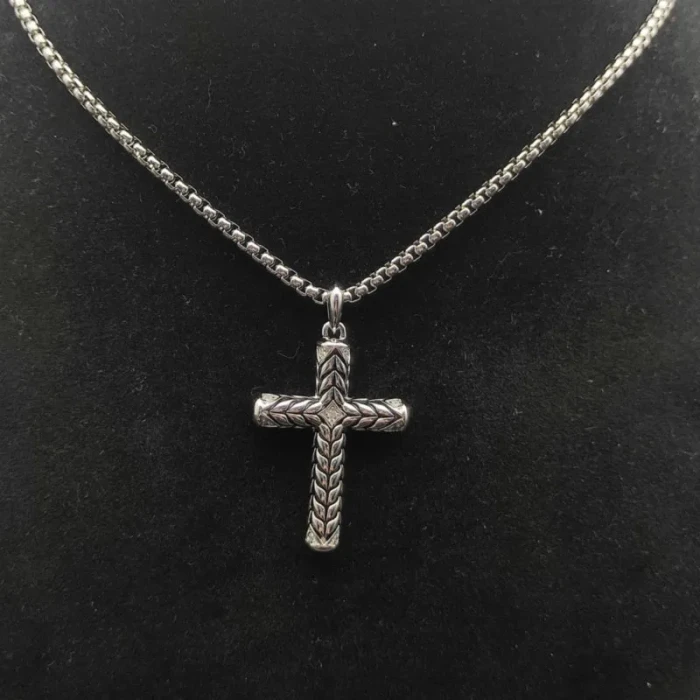 David Yurman Sterling Silver Chevron Cross White Diamond Necklace