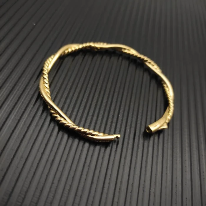 David Yurman 4.4mm Gold Small Infinity Interwoven Bangle Bracelet