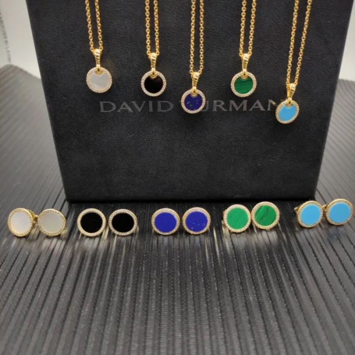 David Yurman 17.8mm Gold Round Lapis Lazuli Diamond Necklace