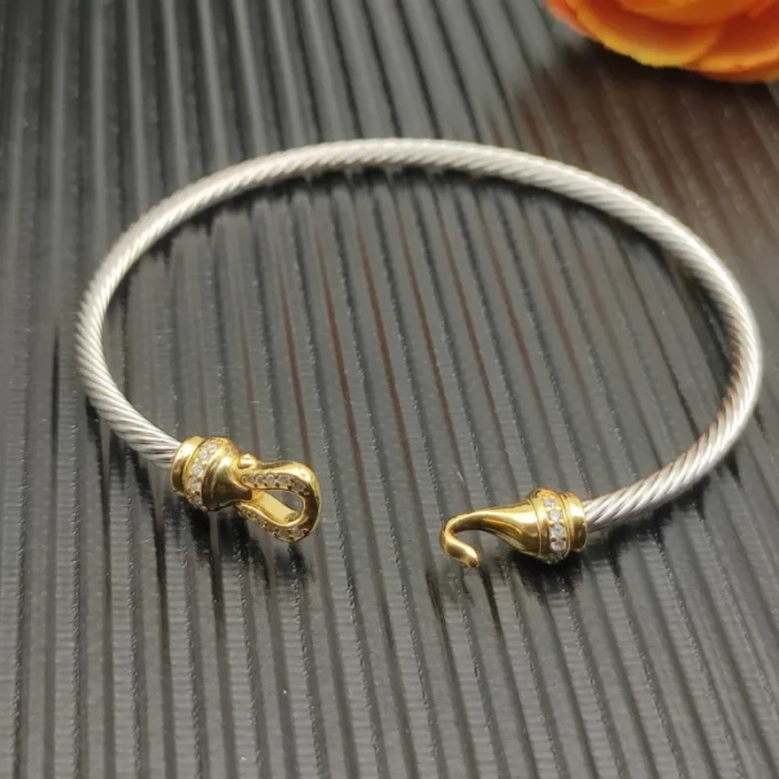 David Yurman 3mm Pavé Gold Hook Head Bracelet