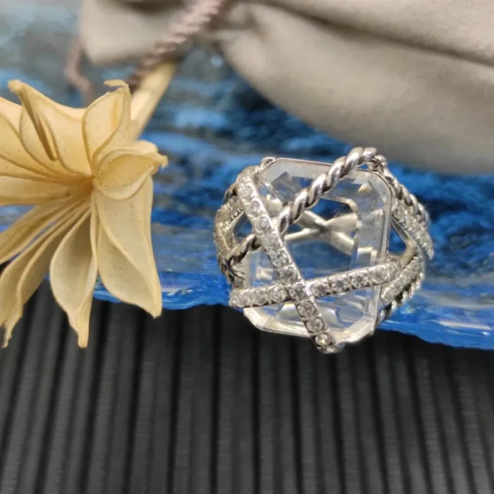 David Yurman White Crystal Bezel Gemstone Ring