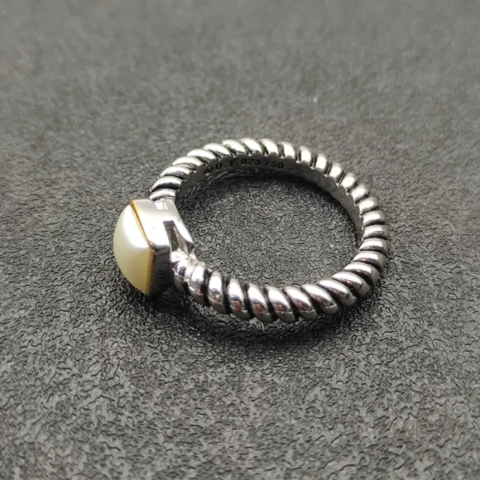 David Yurman 6mm Wide Square Pearl Ring