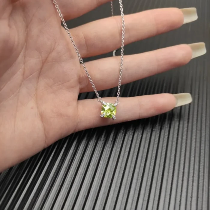 David Yurman Silver 8mm Four-Prong Green Diamond Necklace Adjustable 42+3+3cm