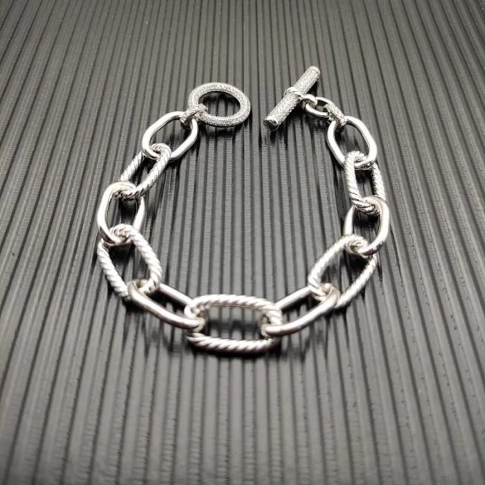 David Yurman Sterling Silver Cable Bracelet with Diamond-Set Rotating Clasp