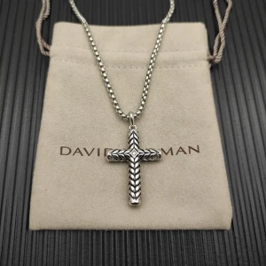 David Yurman Sterling Silver Chevron Cross White Diamond Necklace